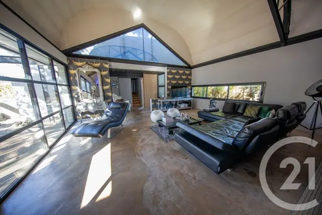 Maison à vendre à Saint-Médard-en-Jalles — CENTURY 21 Kadima