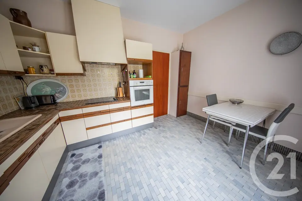 Maison 10 pièces 216 m² à vendre à Saint-Médard-en-Jalles — photo 5