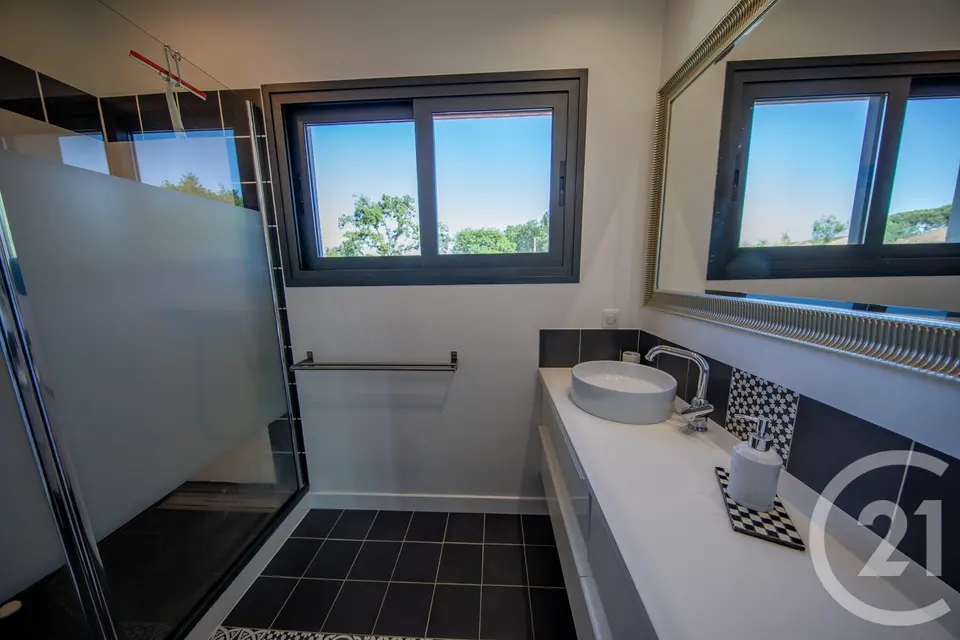 Maison 5 pièces 107 m² à vendre à Saint-Médard-en-Jalles — photo 13