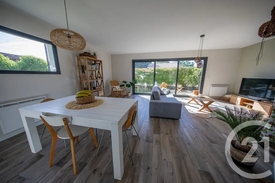Maison 5 pièces 107 m² à vendre à Saint-Médard-en-Jalles — photo 3