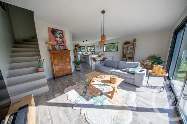 Maison à vendre à Saint-Médard-en-Jalles — CENTURY 21 Kadima