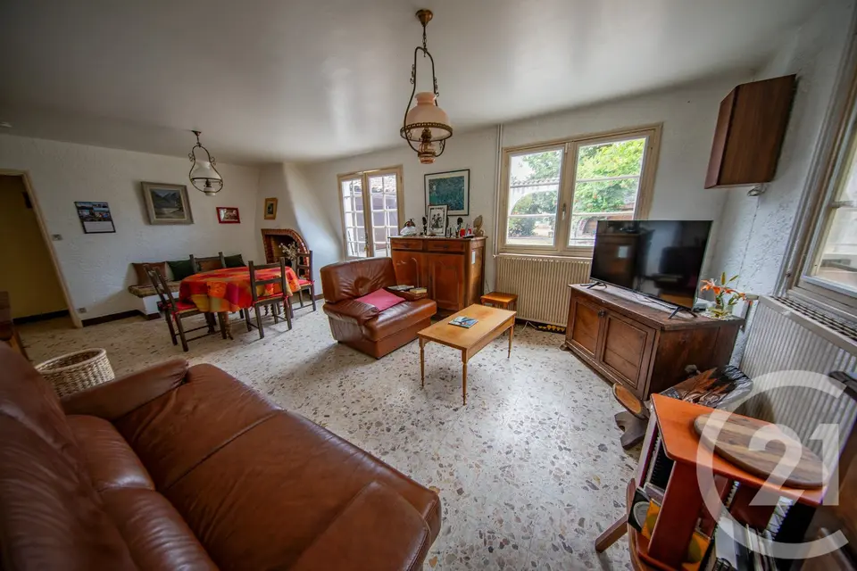 Maison 6 pièces 130 m² à vendre à Saint-Médard-en-Jalles — photo 2