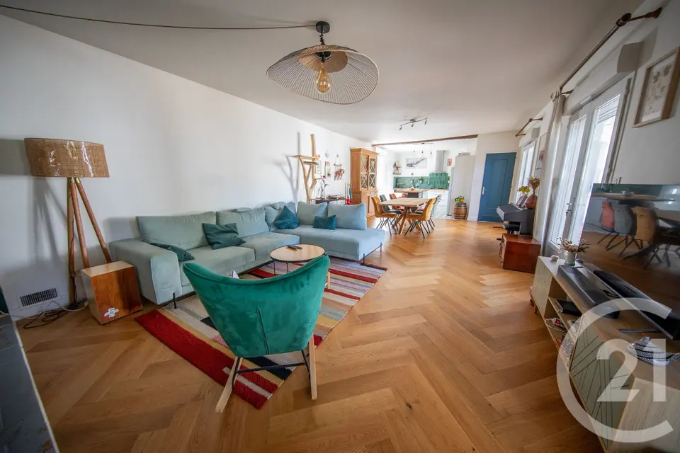 Maison 7 pièces 146 m² à vendre à Saint-Médard-en-Jalles — photo 3