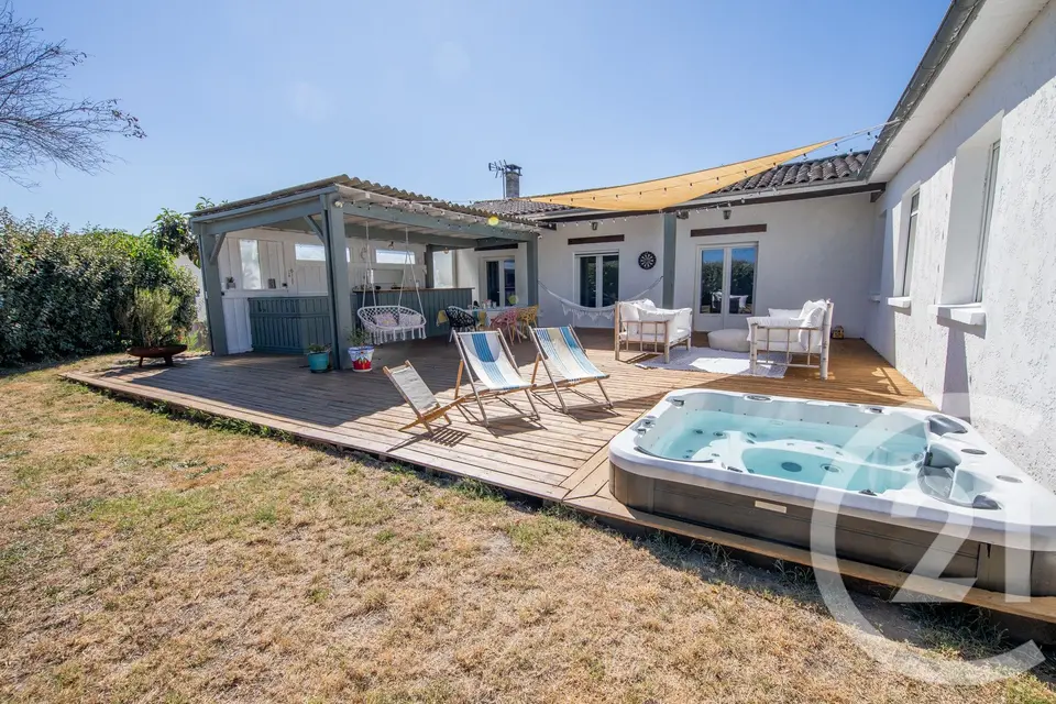 Maison 7 pièces 146 m² à vendre à Saint-Médard-en-Jalles — photo 1