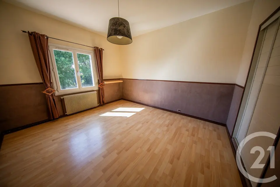 Maison 8 pièces 200 m² à vendre à Saint-Médard-en-Jalles — photo 13