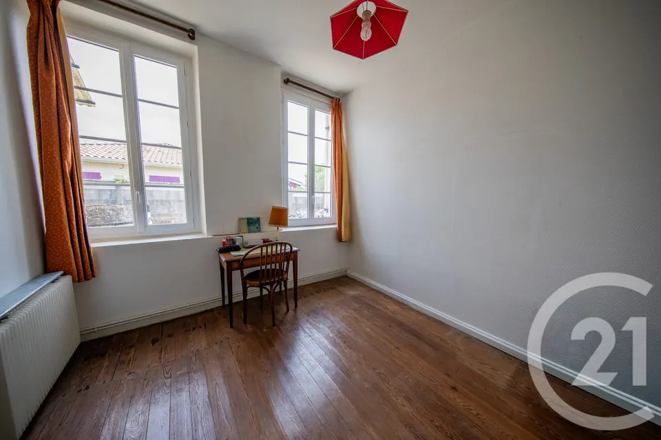 Maison 5 pièces 137 m² à vendre à Saint-Médard-en-Jalles — photo 5