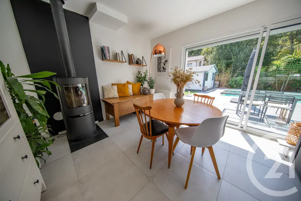 Maison 5 pièces 109 m² à vendre à Saint-Médard-en-Jalles — photo 4