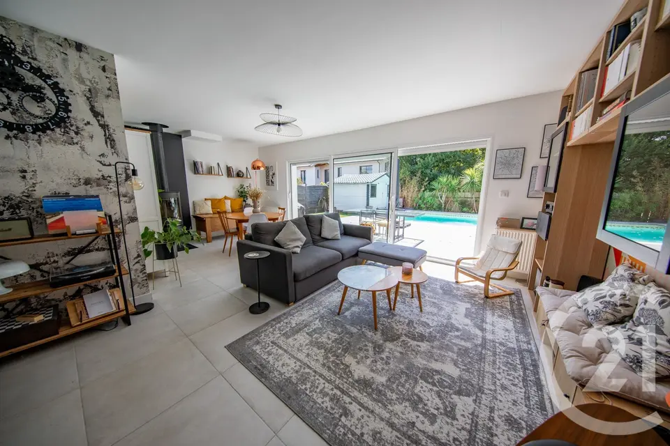 Maison 5 pièces 109 m² à vendre à Saint-Médard-en-Jalles — photo 3