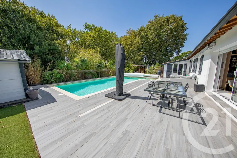 Maison 5 pièces 109 m² à vendre à Saint-Médard-en-Jalles — photo 2