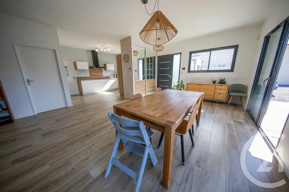 Maison 6 pièces 138 m² à vendre à Saint-Médard-en-Jalles — photo 5