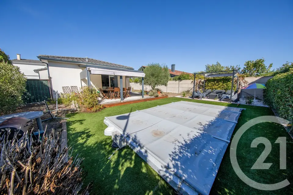 Maison 5 pièces 78 m² à vendre à Saint-Médard-en-Jalles — photo 2