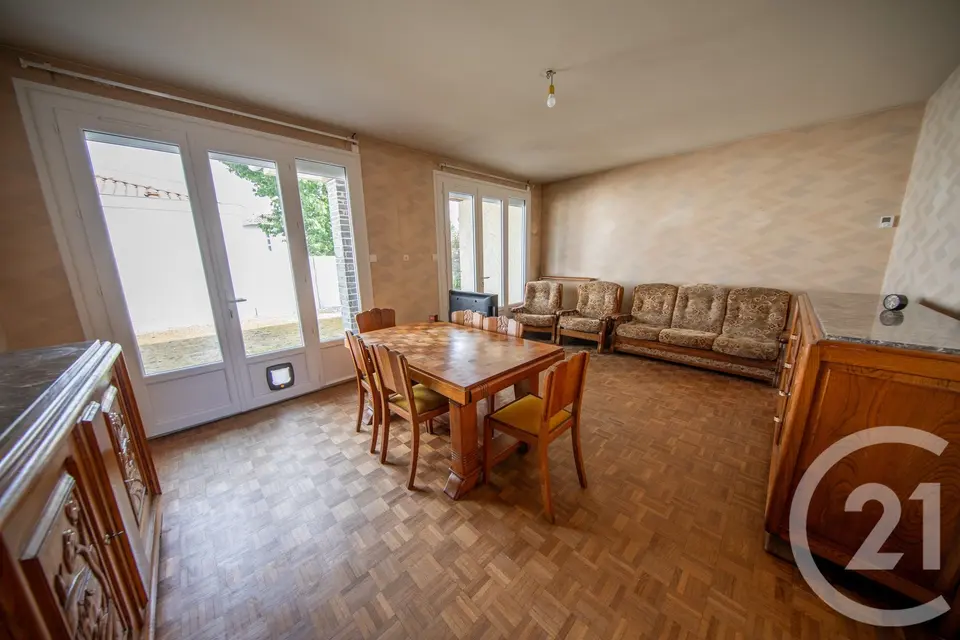 Maison 4 pièces 89 m² à vendre à Saint-Médard-en-Jalles — photo 3