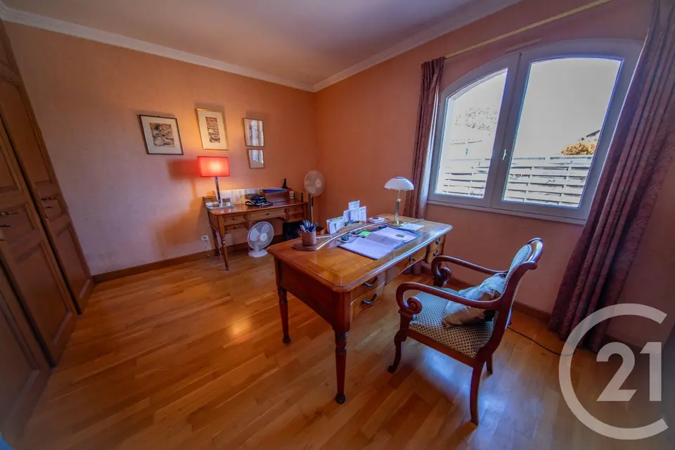 Maison 5 pièces 138 m² à vendre à Saint-Médard-en-Jalles — photo 11