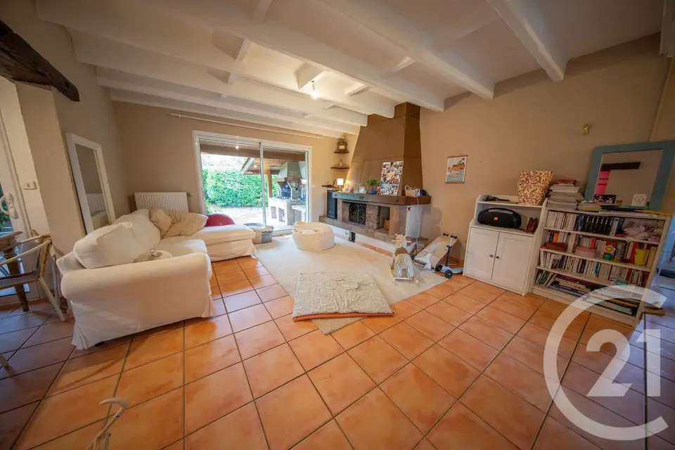Maison 5 pièces 104 m² à vendre à Saint-Médard-en-Jalles — photo 3