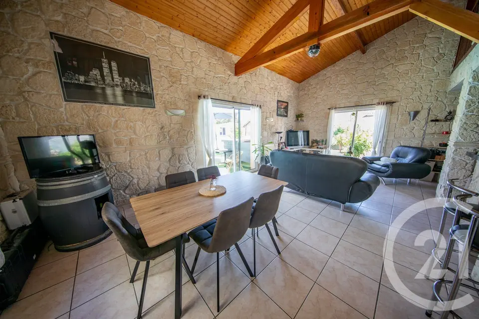 Maison 6 pièces 124 m² à vendre à Saint-Médard-en-Jalles — photo 3