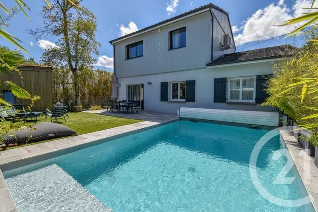 Maison à vendre à Saint-Médard-en-Jalles — CENTURY 21 Kadima