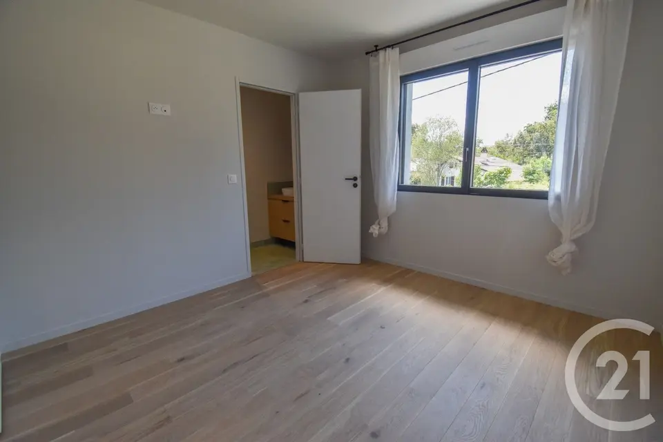 Maison 6 pièces 132 m² à vendre à Saint-Médard-en-Jalles — photo 9
