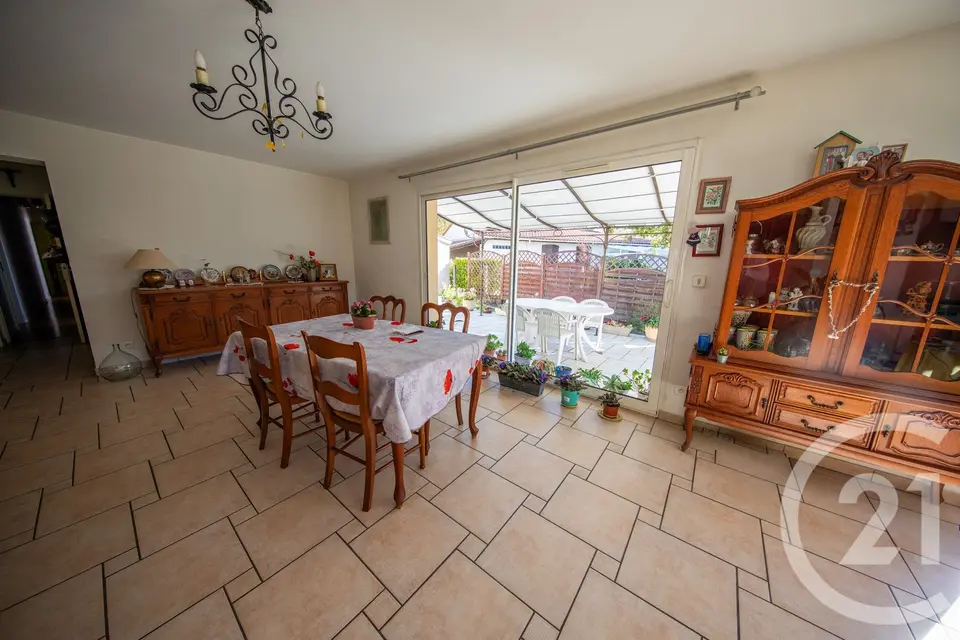 Maison 7 pièces 154 m² à vendre à Saint-Médard-en-Jalles — photo 6