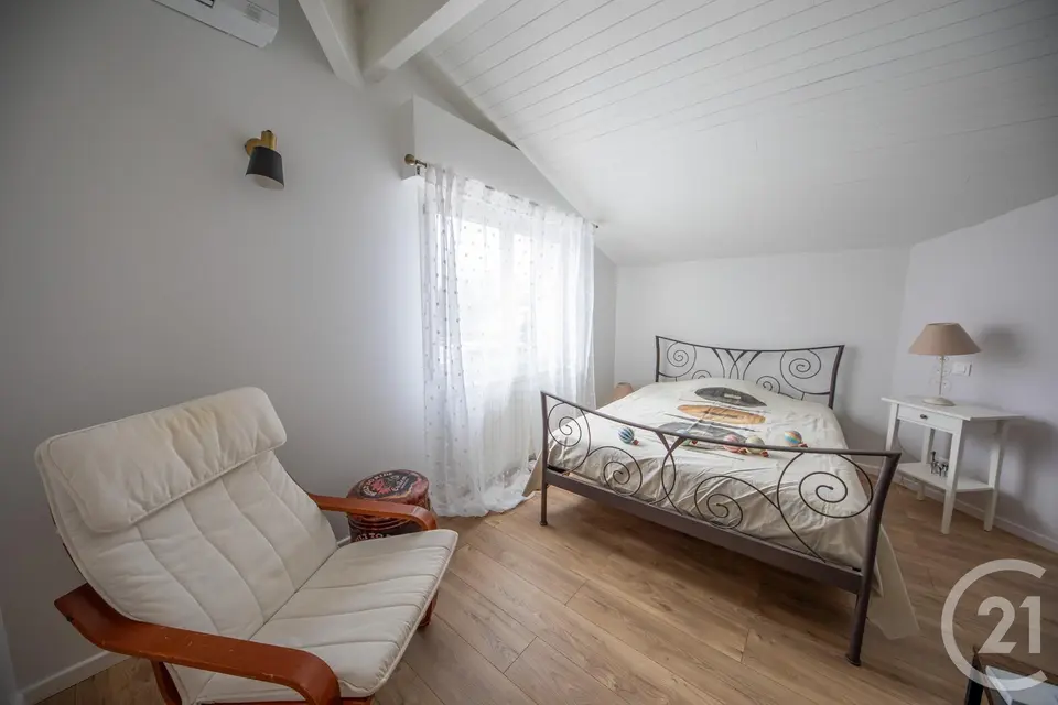 Maison 9 pièces 263 m² à vendre à Saint-Médard-en-Jalles — photo 11