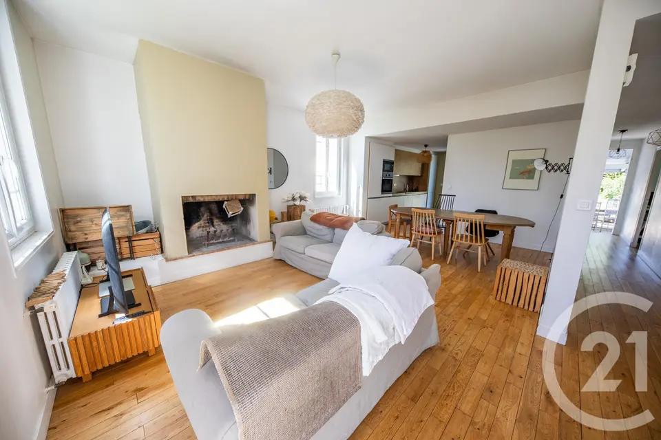 Maison 5 pièces 87 m² à vendre à Saint-Médard-en-Jalles — photo 2