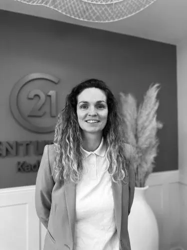 Lucie Giusti Marcilhac, conseiller CENTURY 21 Kadima