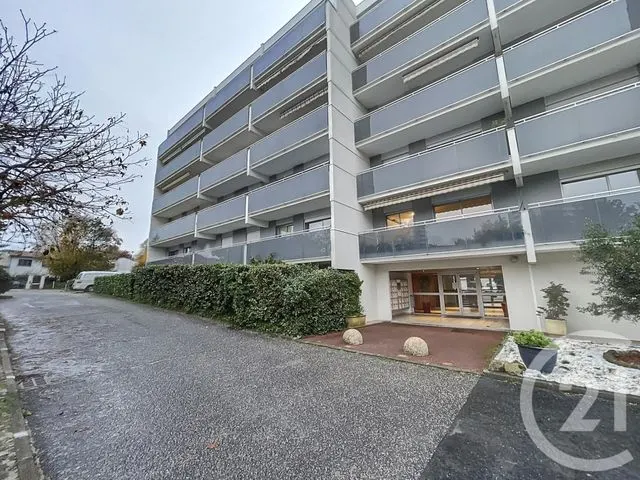 Appartement vendu à Bordeaux par CENTURY 21 Kadima