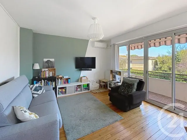Appartement vendu à Bordeaux par CENTURY 21 Kadima